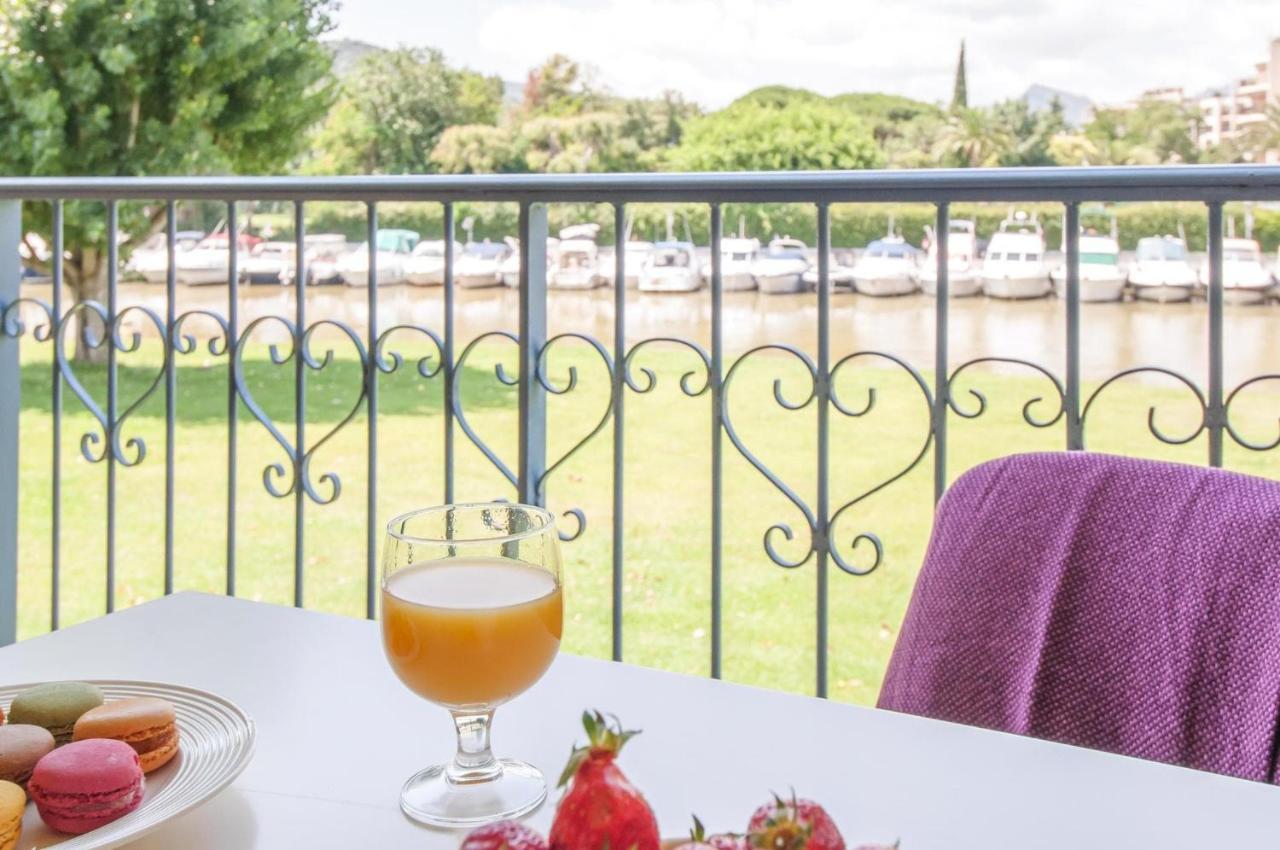 Residence Les Rives De Cannes Mandelieu, Mandelieu-La-Napoule มองเดอลิเยอลานาปูล ภายนอก รูปภาพ